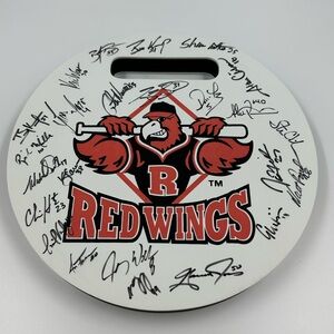 Vintage 2006 MiLB Rochester Red Wings Team Signed Stadium Seat Cushion
